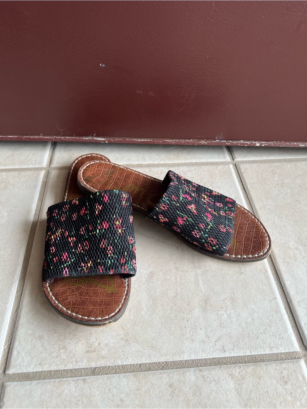 Sam Edelman Black Floral Slide Sandals Leather Footbed Size 11